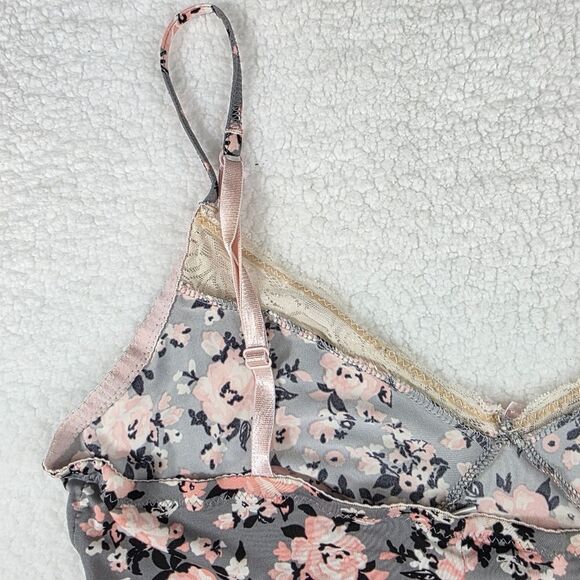 Marilyn Monroe And Target Floral and Burgundy Women's Camisole Sleepwear Medium - Picture 3 of 16